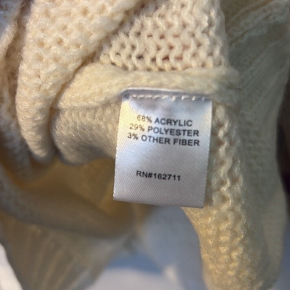 Love Ellie Womens Sweater XXL Beige Pink Metallic Stripe Crew Neck Cozy Warm New - Picture 8 of 9